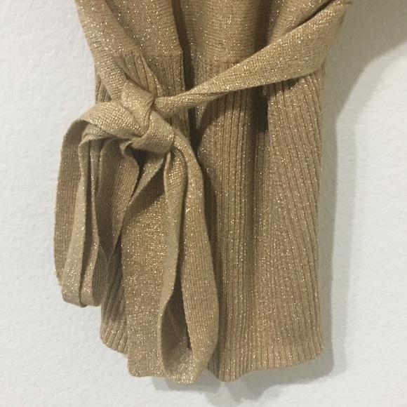 Gold Lightweight Sweater Blouse Apt. 9 - Picture 2 of 3